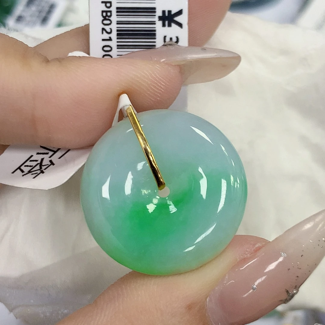 颈饰18K金镶嵌翡翠