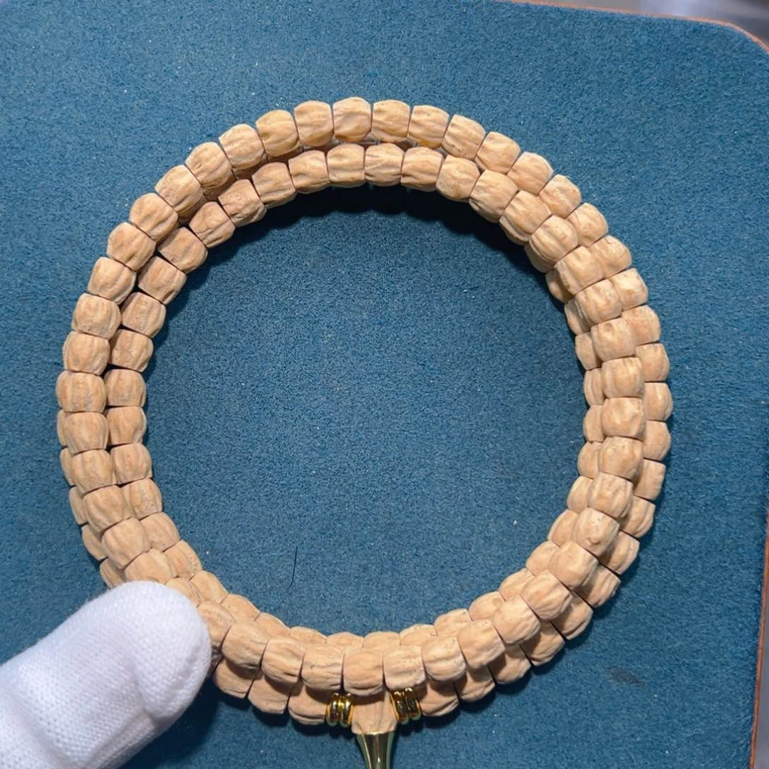 吊坠柏香籽/百香籽拼****人方块顺