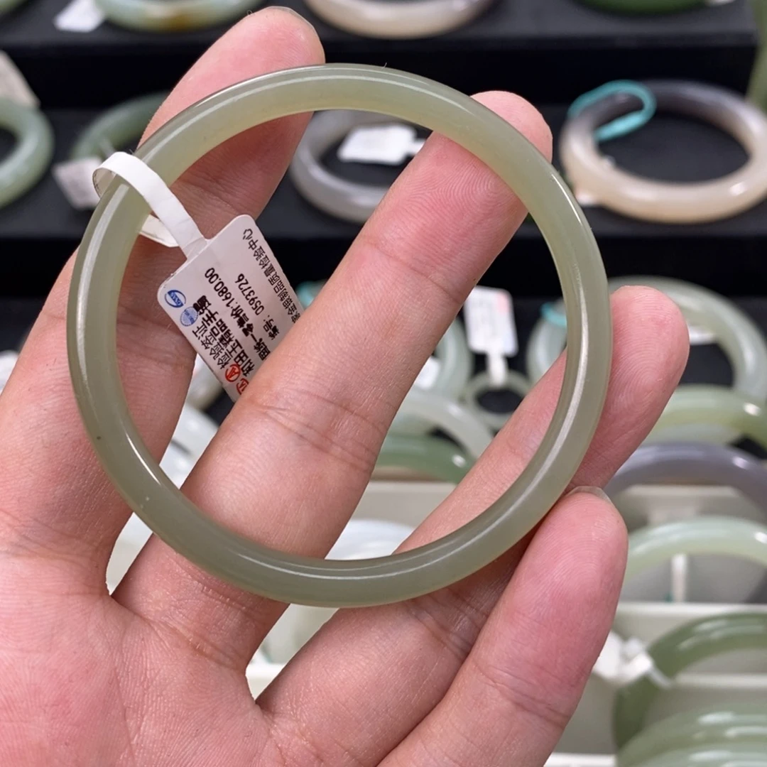 和田玉手镯未镶嵌5354