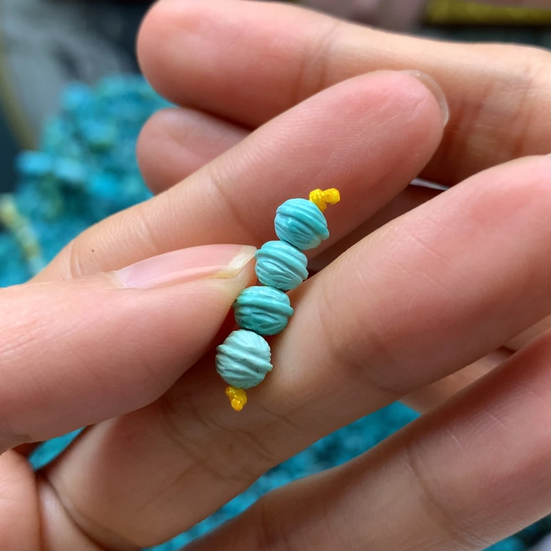 绿松石配饰未镶嵌