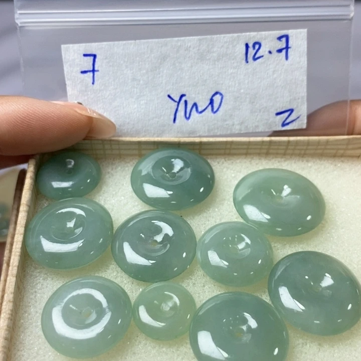 定制翡翠未镶嵌不退