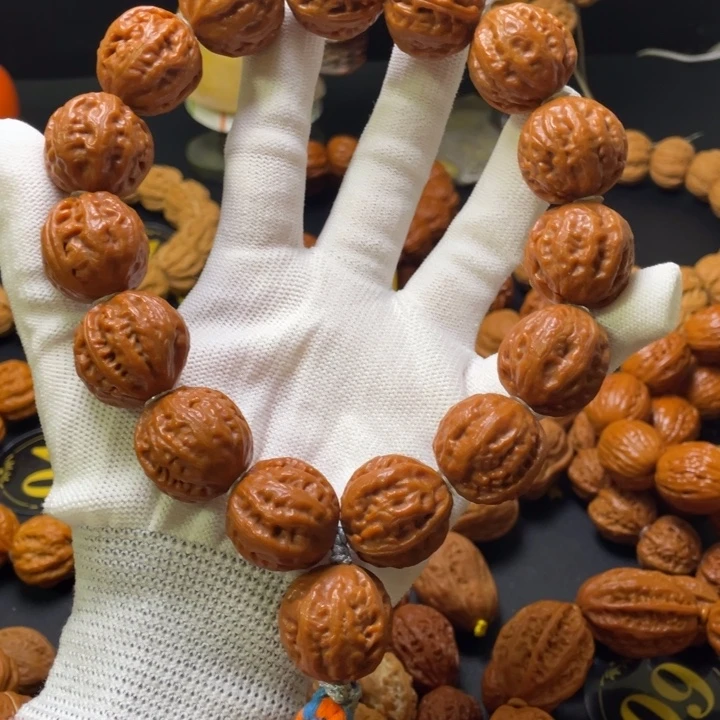 城***酒手串文玩核桃粗筋