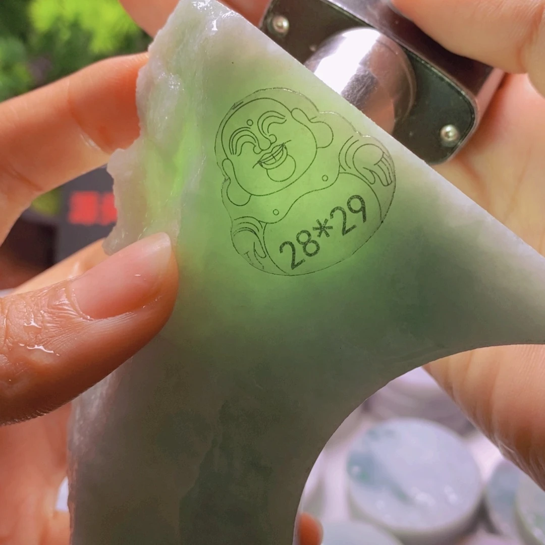 翡翠未镶嵌颈饰缅甸翡翠A货裸石