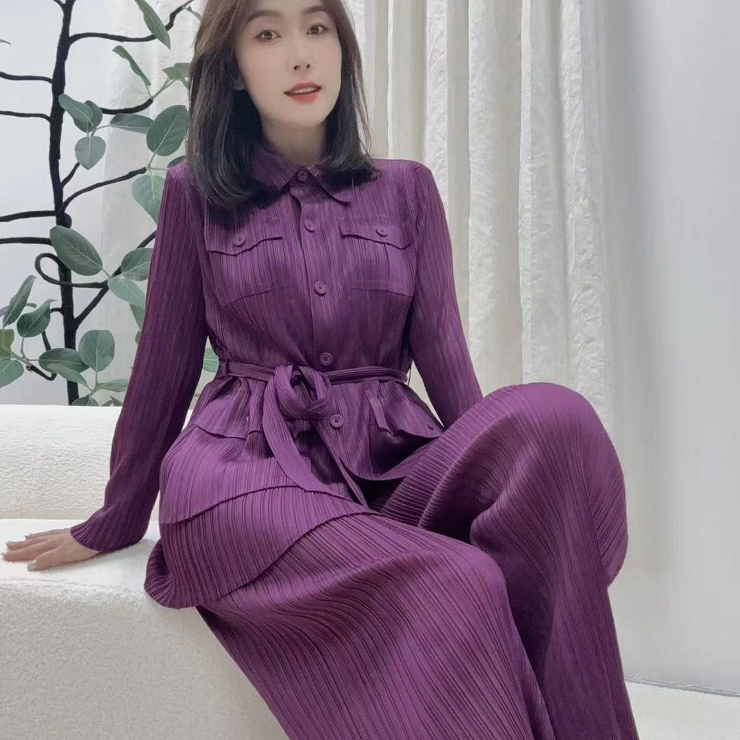 语莫-简奢显瘦气质修身休闲时尚早秋褶皱套装