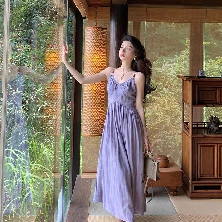 法式复古显白紫色吊带连衣裙女夏收腰显身材长裙显瘦裙子小个子