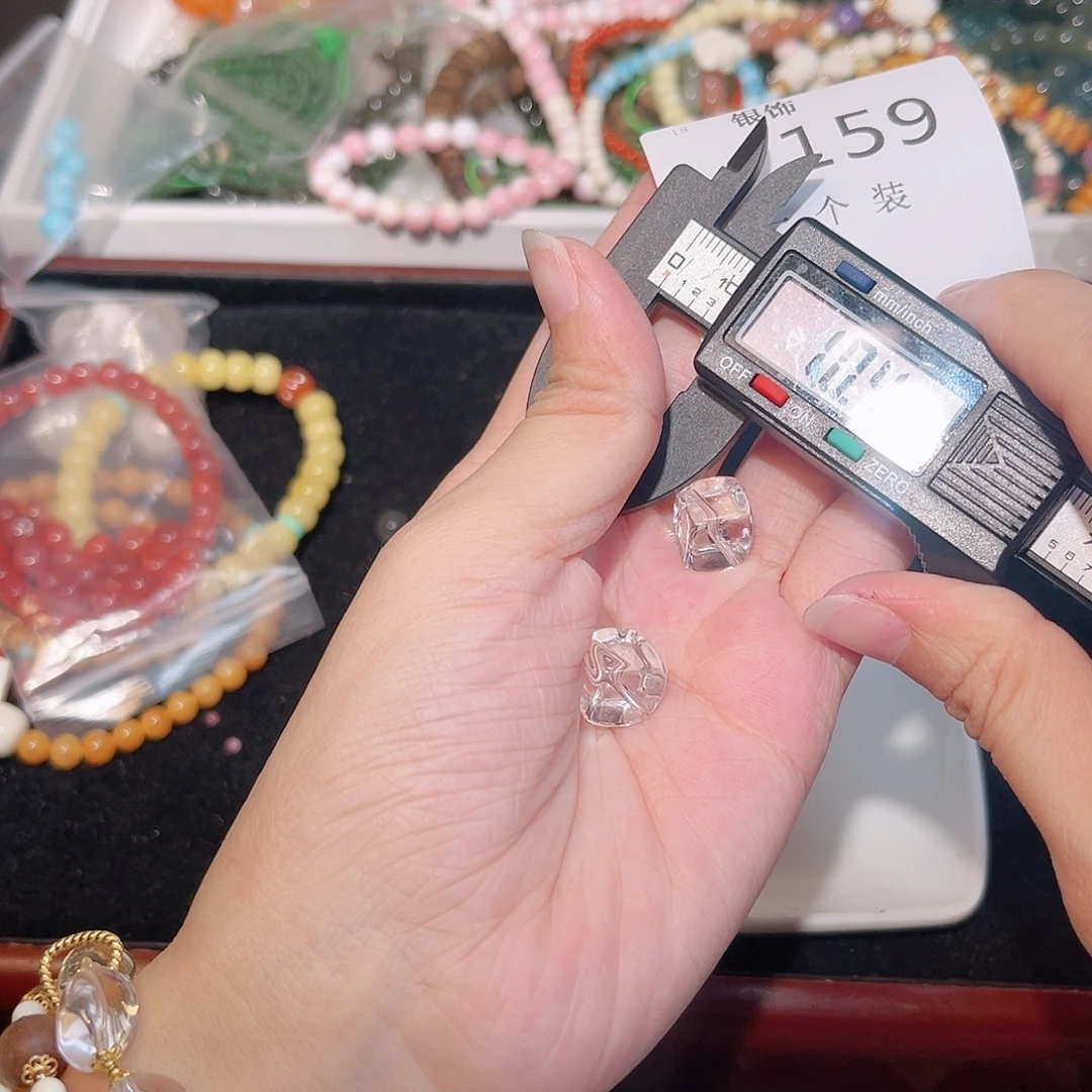 未镶嵌珠宝半成品水晶159 。