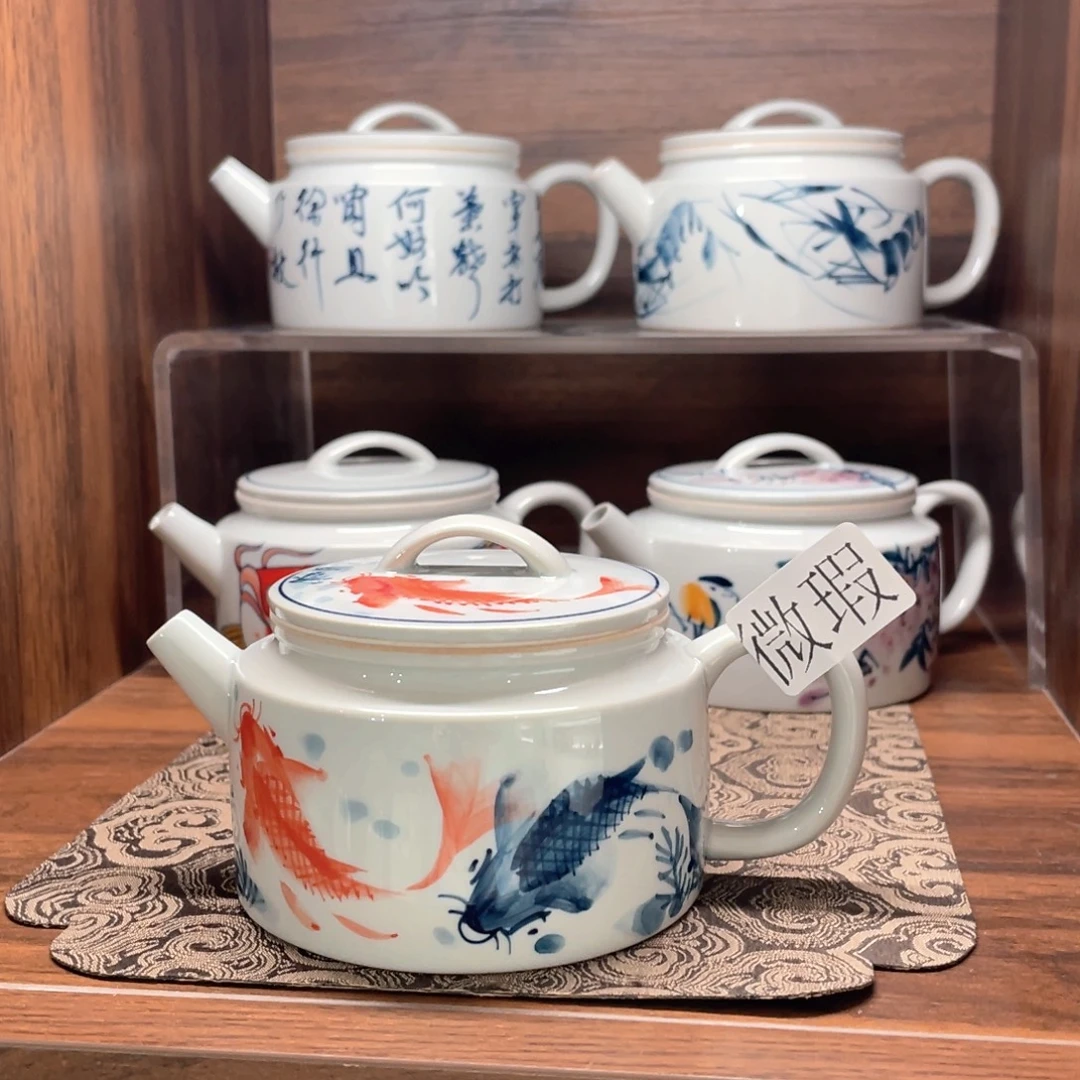 釉下手绘茶具微瑕