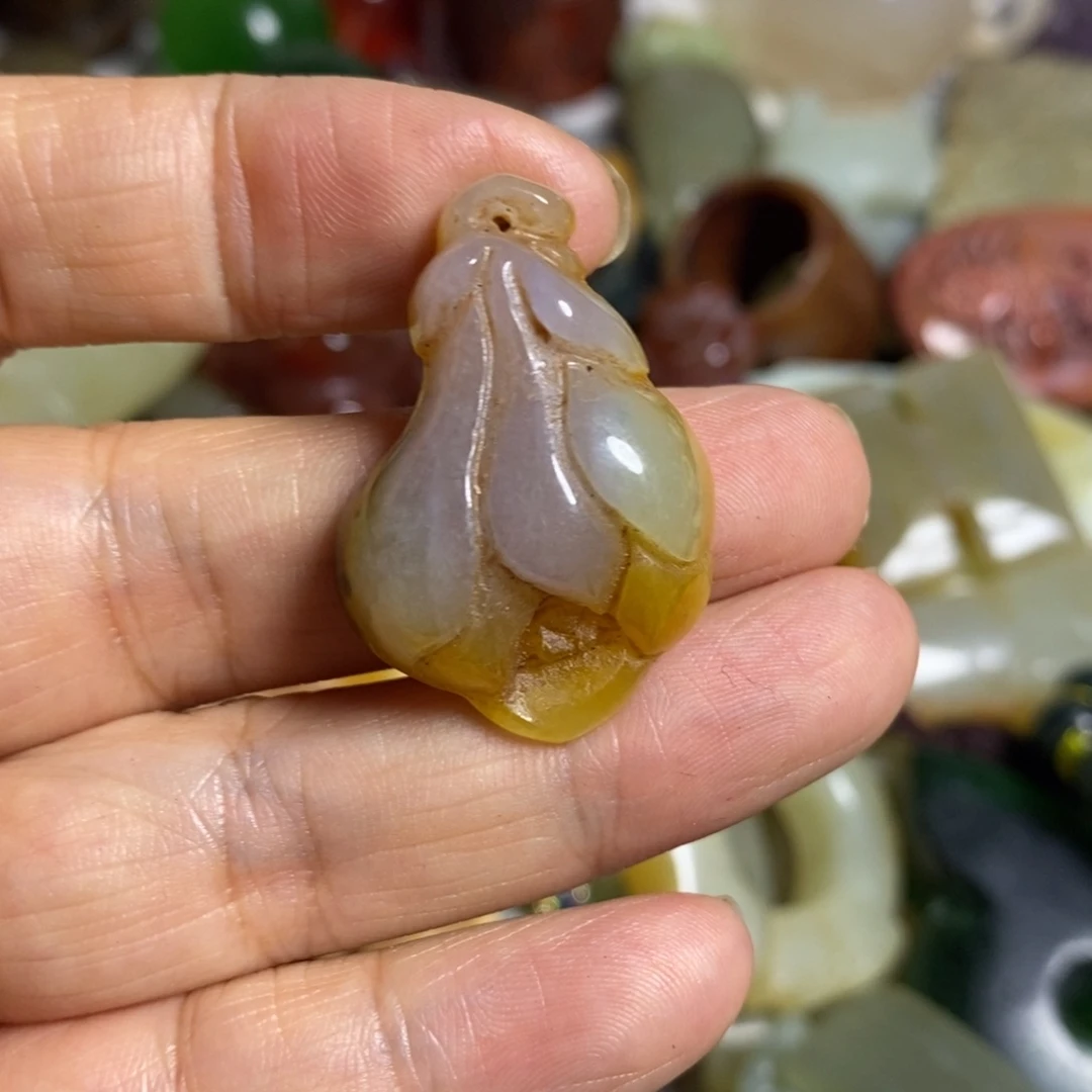 滴血莲花菩提吊坠