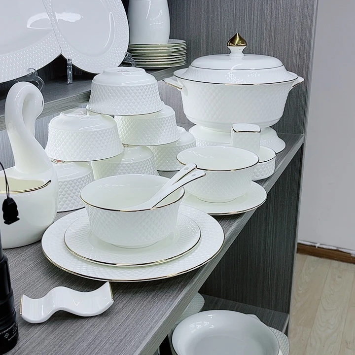 玫***晨景德镇陶瓷高端骨瓷