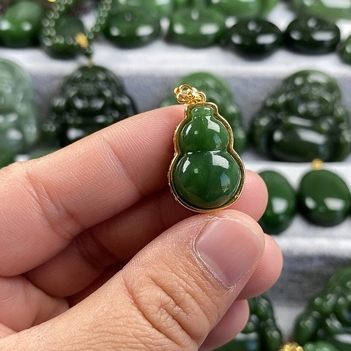 和田玉（碧玉）未镶嵌颈饰