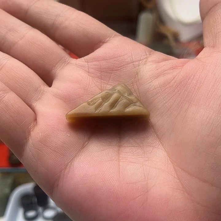 颈饰未镶嵌和田玉小山吊坠