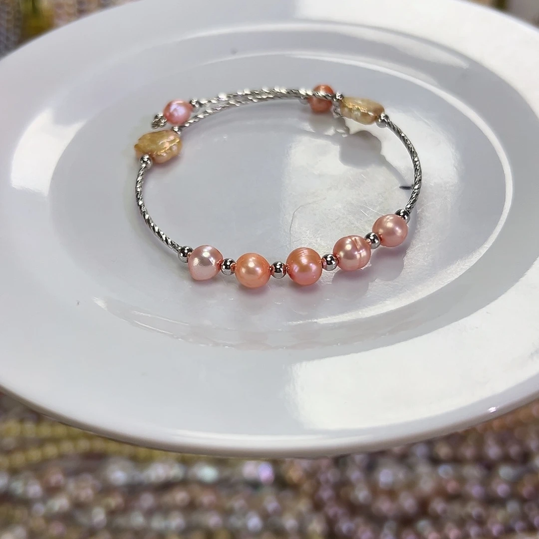 钛钢淡水珍珠手绳