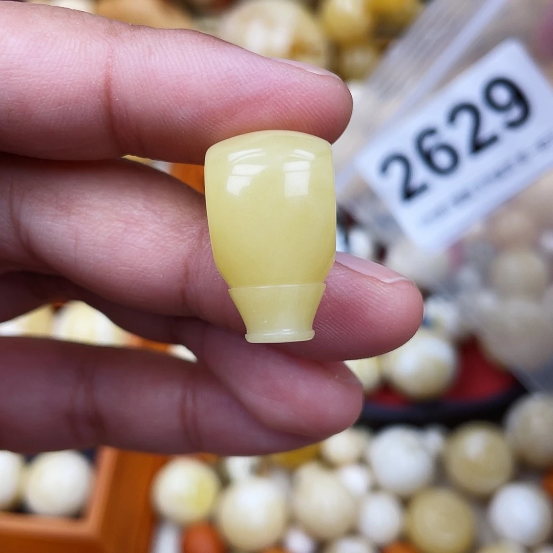 未镶嵌蜜蜡珠宝奇石13.3