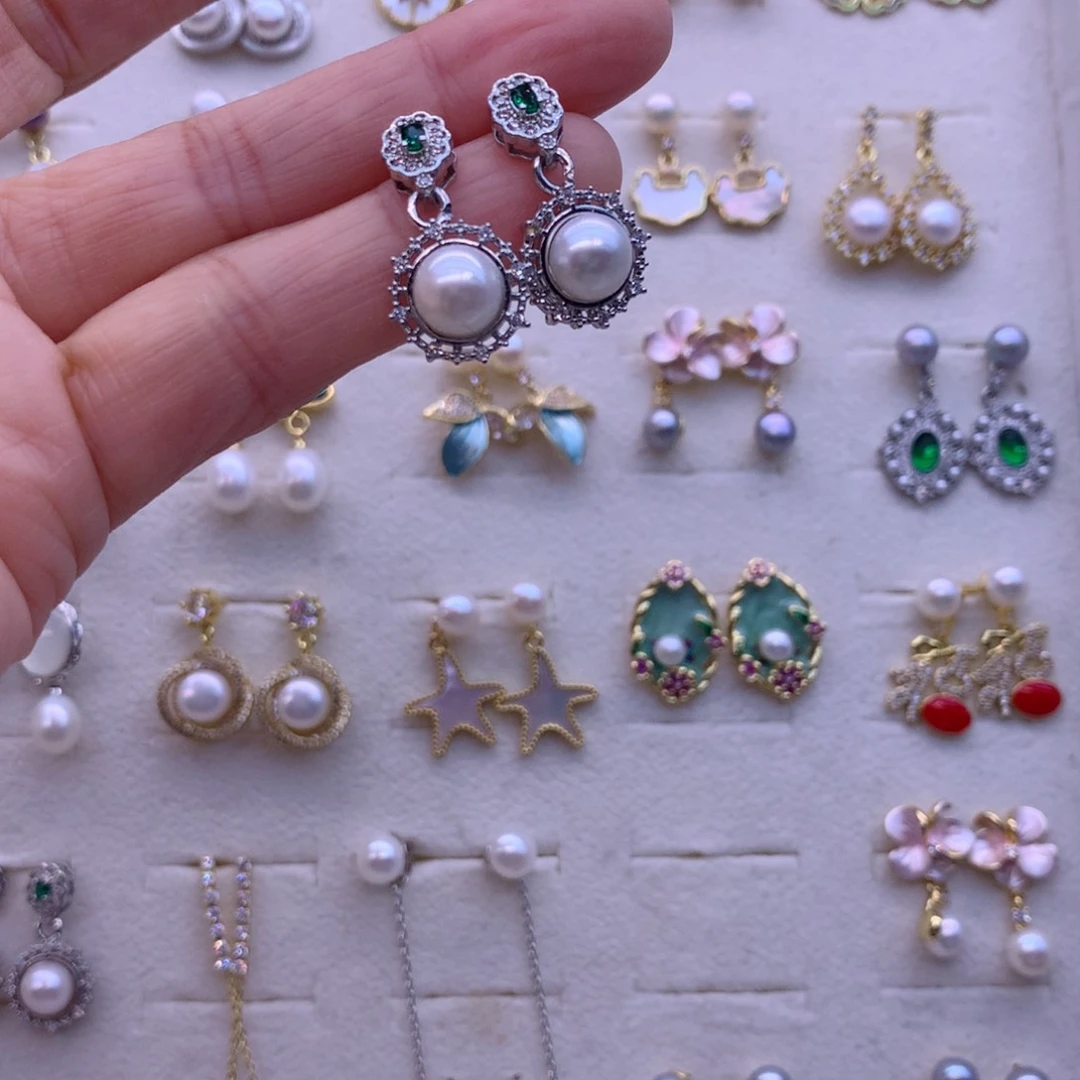 淡水珍珠耳饰合金