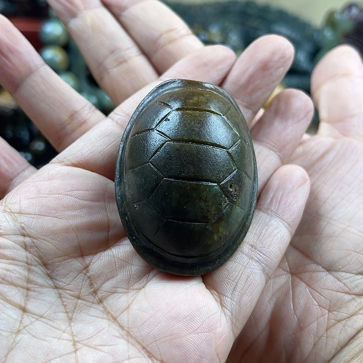 岫岩河磨玉（透闪石质玉）未镶嵌把件用****4