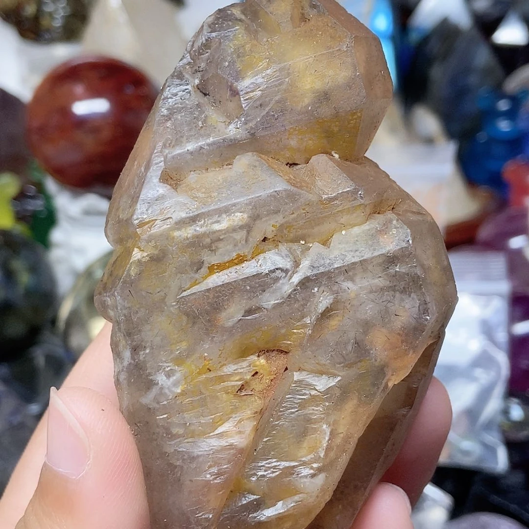 水晶原石未镶嵌水晶百**万