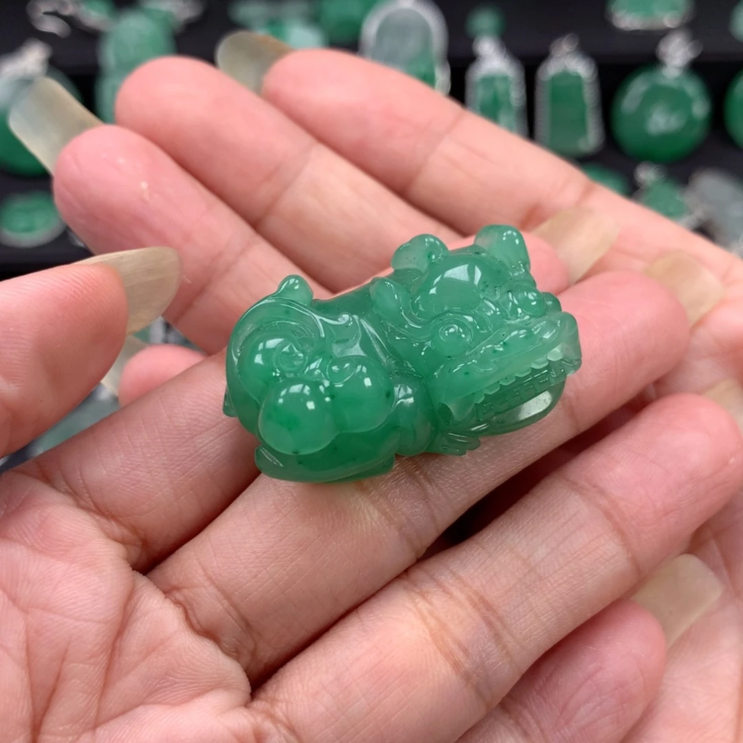 未镶嵌吊坠石英质玉（非洲翠）