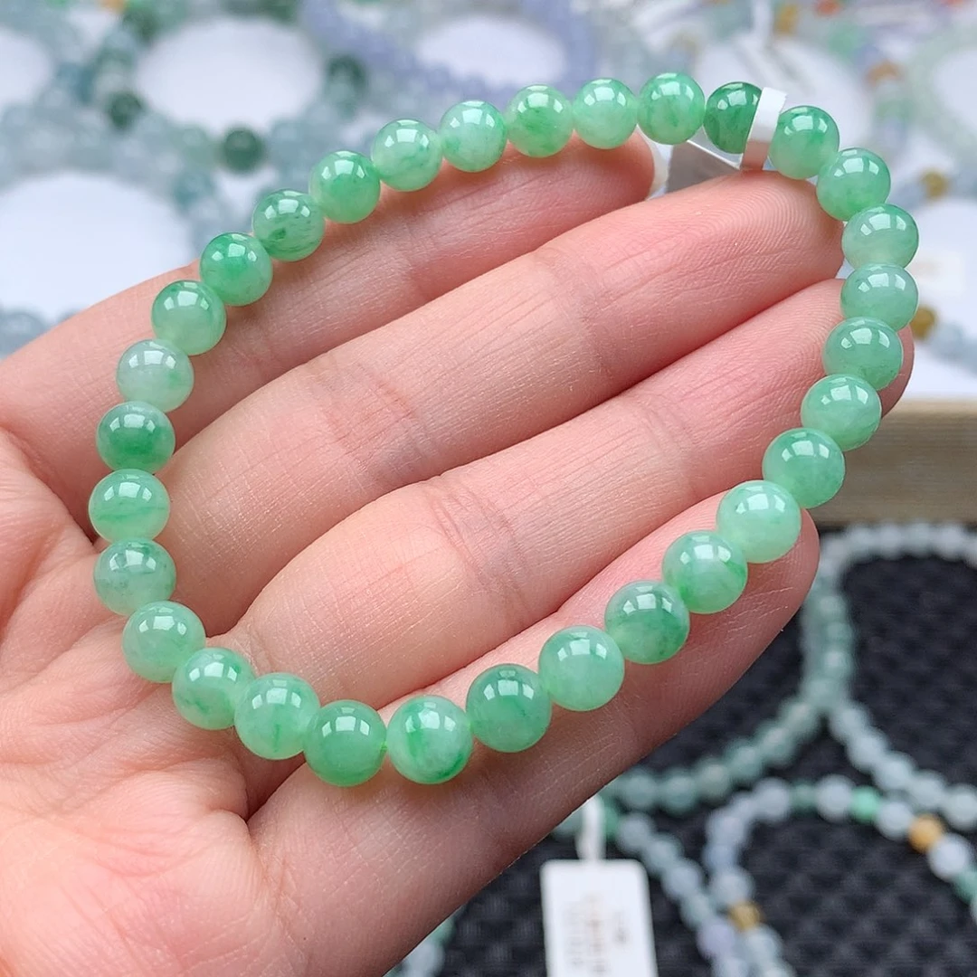 翡翠手链未镶嵌翡翠