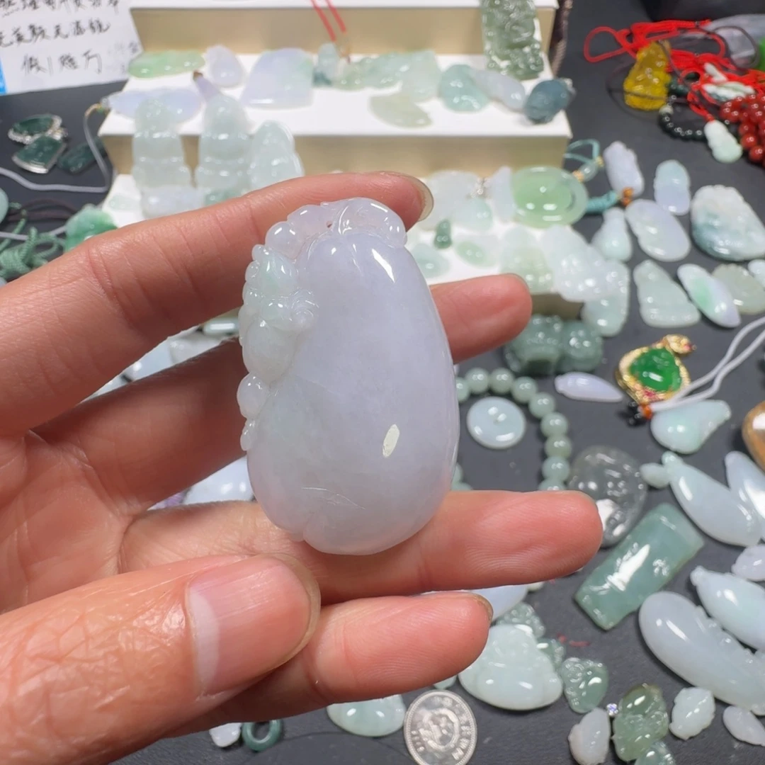翡翠未镶嵌吊坠(赠链)天然缅甸A货翡翠福瓜吊坠