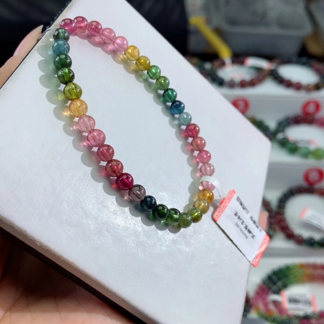 碧玺未镶嵌手链    5.2mm。