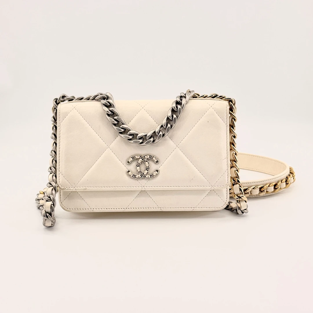 95新 Chanel/香奈儿 19bag woc 白色银扣链条包芯片款