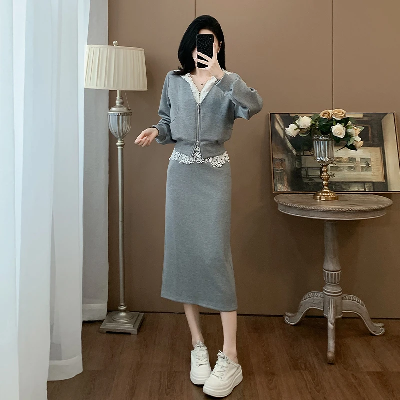 灰色休闲运动套装女装春季新款蕾丝拼接连帽卫衣裙子小个子两件套
