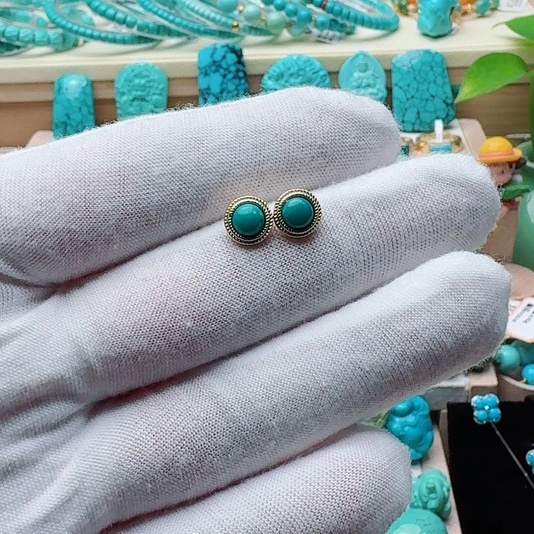 绿松石未镶嵌耳饰