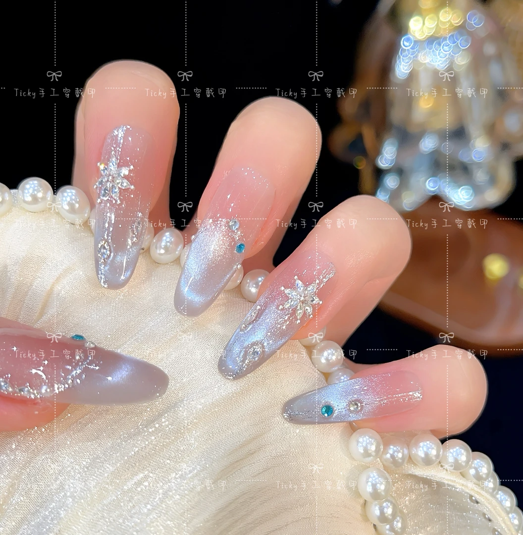 【天空之境】纯手工穿戴甲贴片气质纯欲风轻奢百搭猫眼爆闪美甲