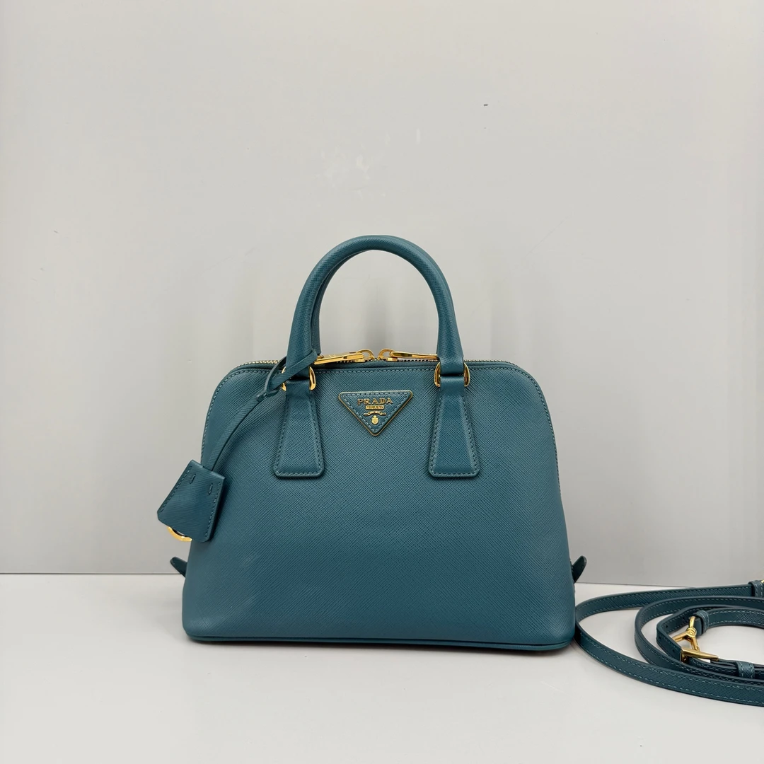 95新 Prada/普拉达 优选/蓝色十字纹小号贝壳包白标7B/25x18x11