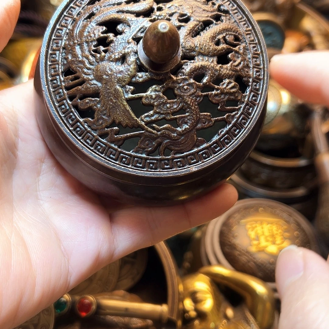 精美铜器工艺品等