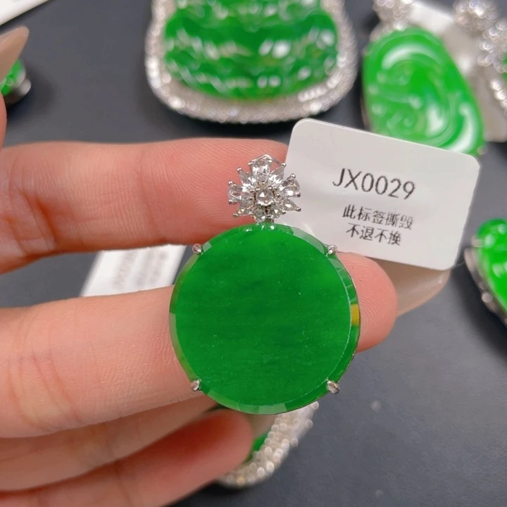 【闪购商品】颈饰银S925镶嵌翡翠?***?翡翠