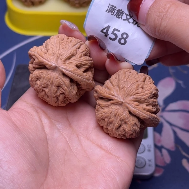 文玩核桃把件粗筋40.458