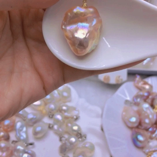 淡水珍珠未镶嵌颈饰