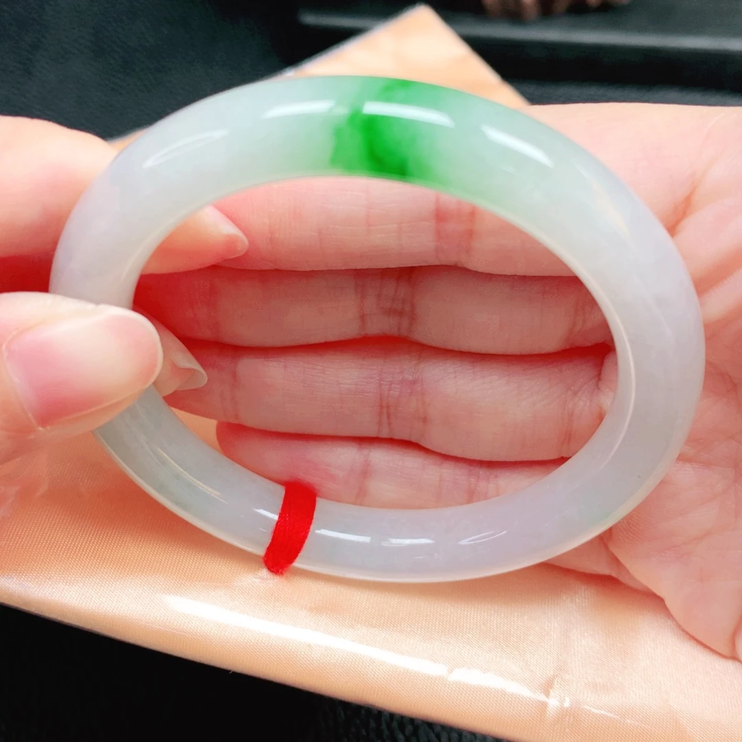 翡翠未镶嵌手镯53圈