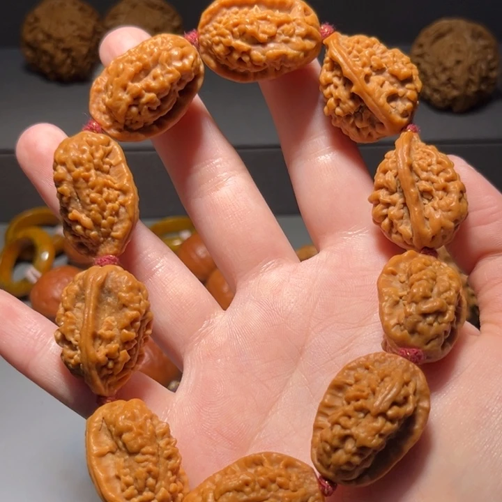 把件文玩核桃绣花鞋手串947