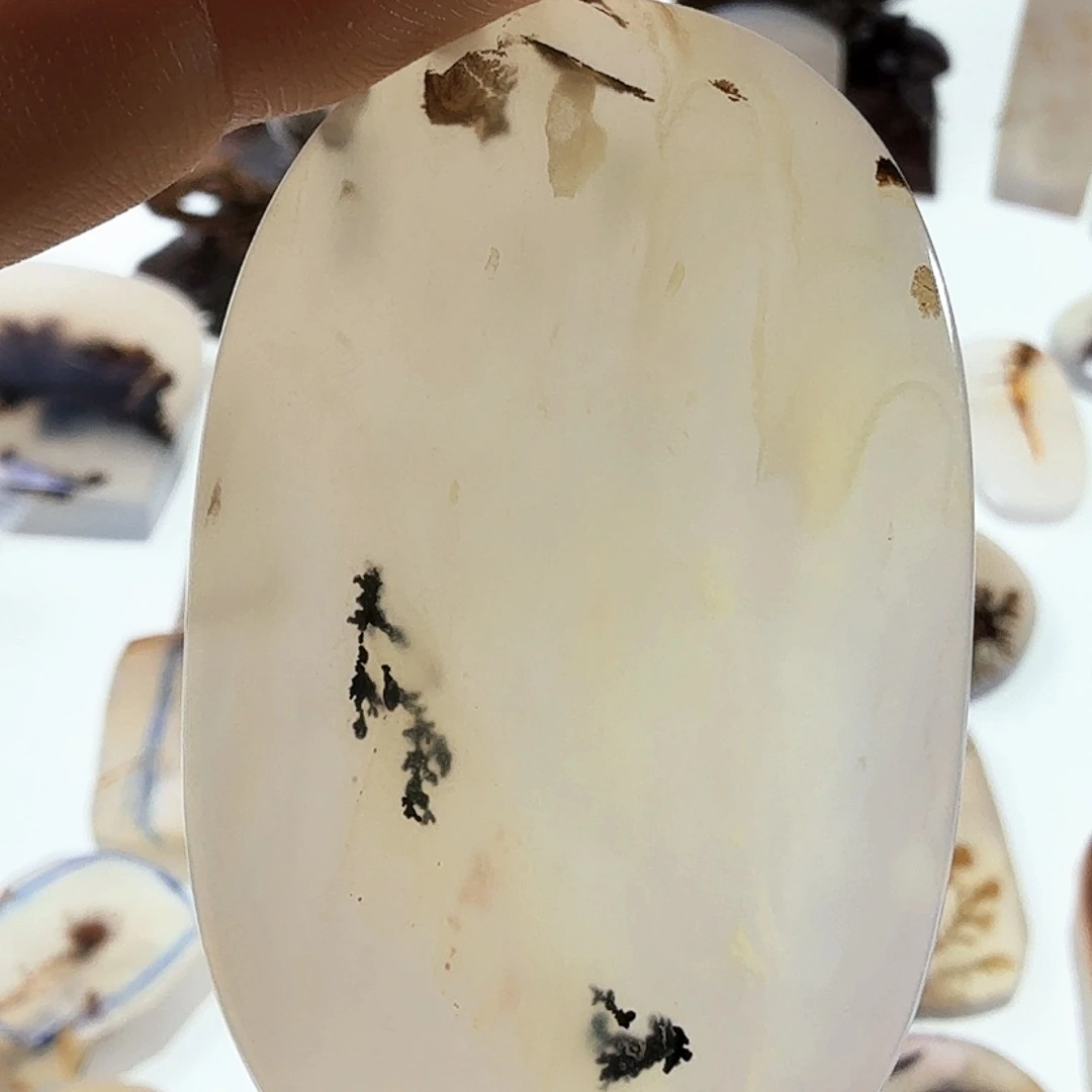 玛瑙/玉髓未镶嵌珠宝半成品