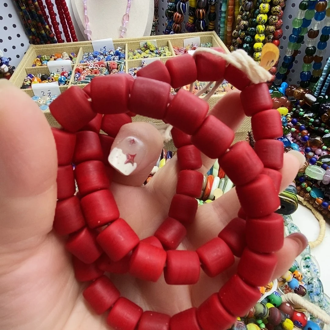 琉璃颈饰尼泊尔红雪巴卡11左右，056