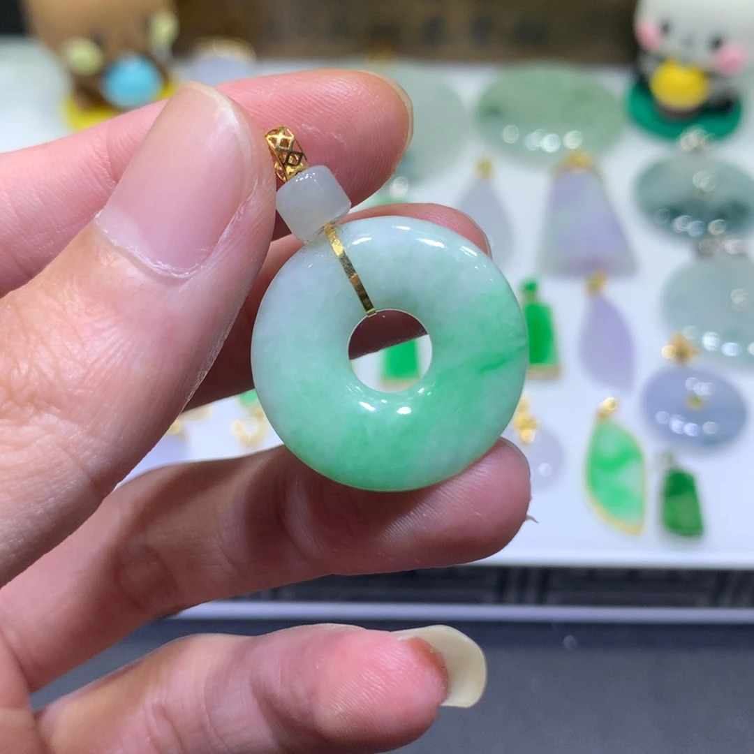 翡翠18K金镶嵌吊坠(不含链)