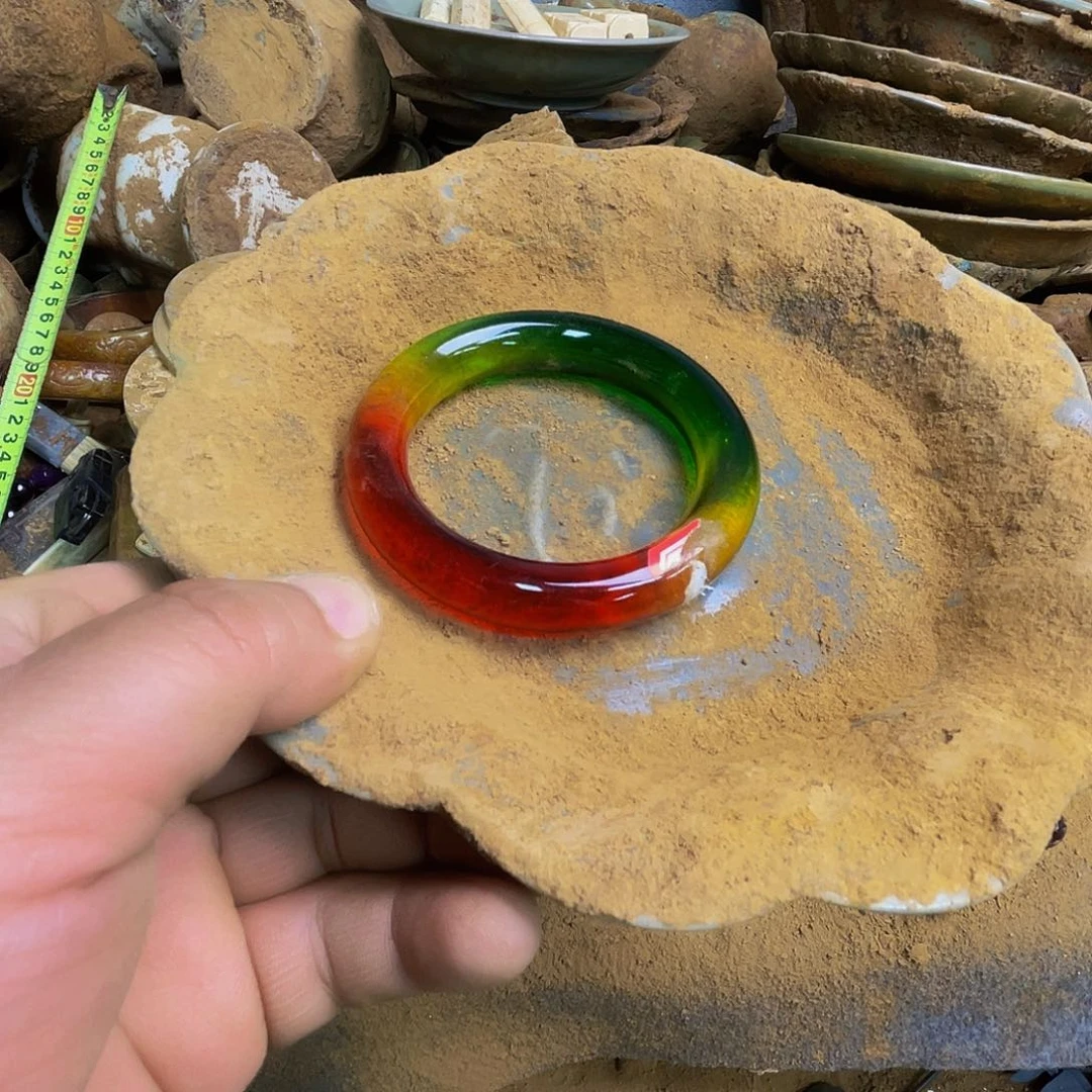未***圣琉璃手工艺品哈哈这才刚看到这两人啊好想