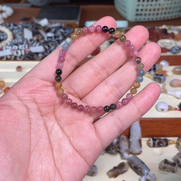 玛瑙/玉髓未镶嵌颈饰11碧玺