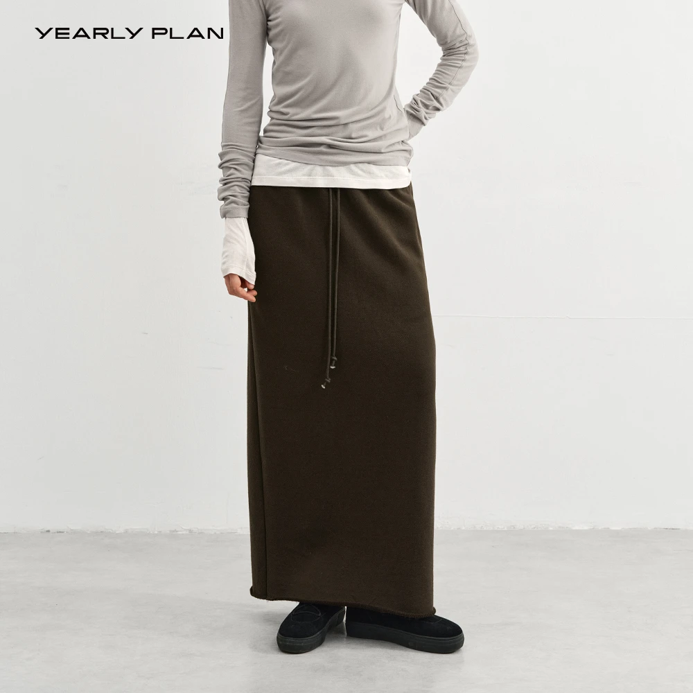 YEARLY PLAN 2025冬 舒适宽松垂坠保暖休闲羊毛半裙 2984