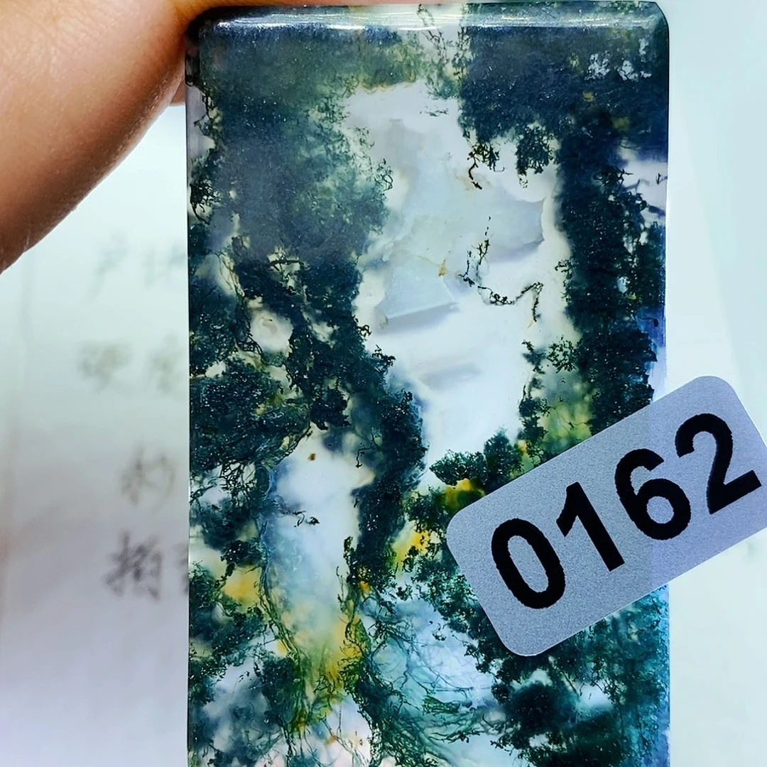 未镶嵌颈饰玛瑙/玉髓笑*
