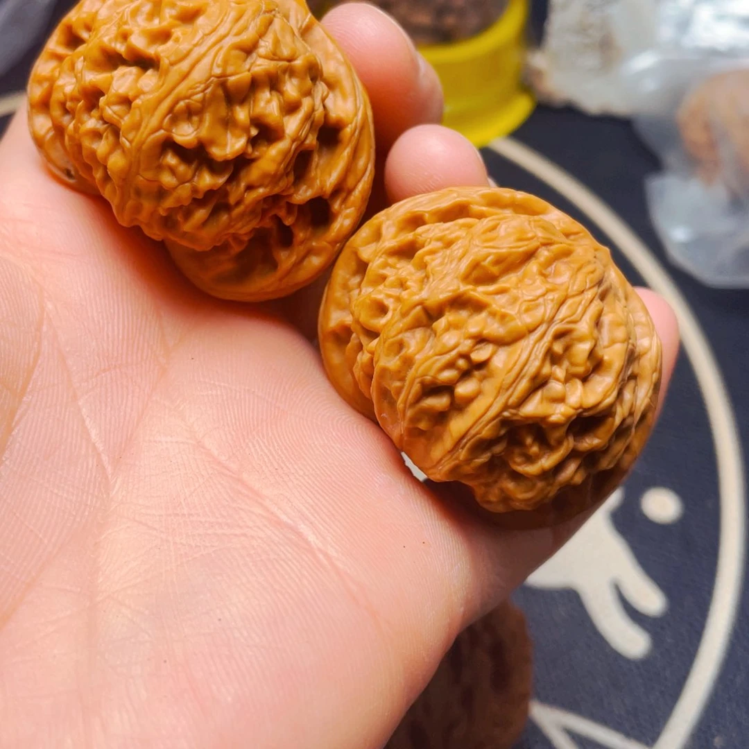 文玩核桃吊坠宫灯shi zi t