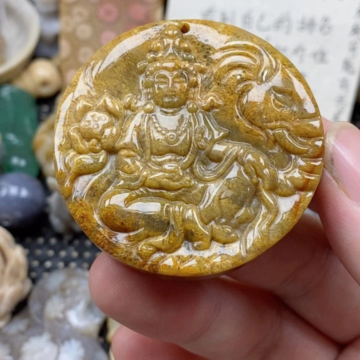 硅化珊瑚（珊瑚玉）未镶嵌颈饰有瑕