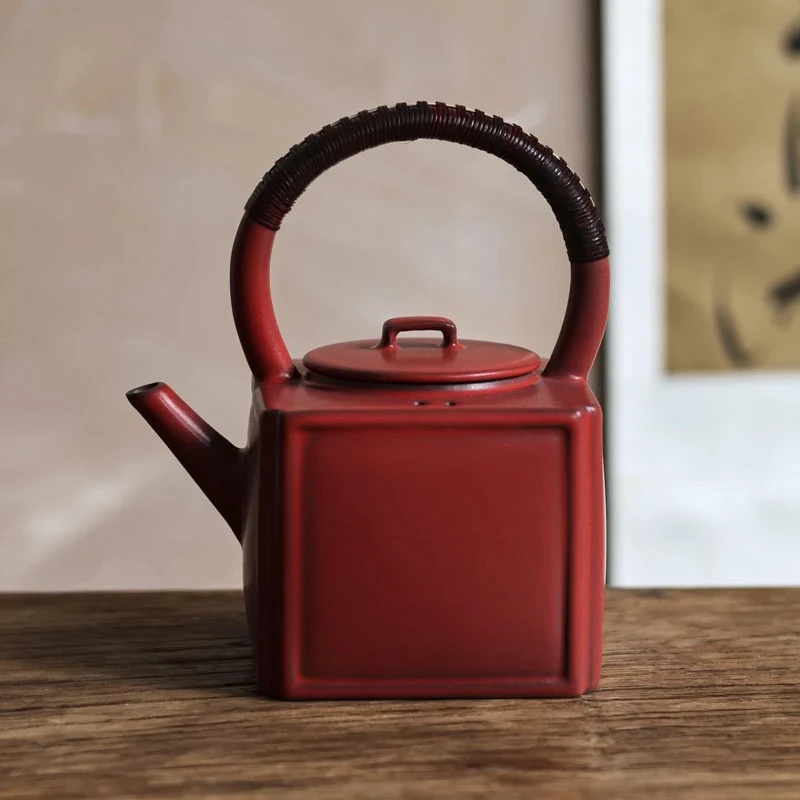 红色四方提梁壶（把手棕，白随机发一个）（w0218）