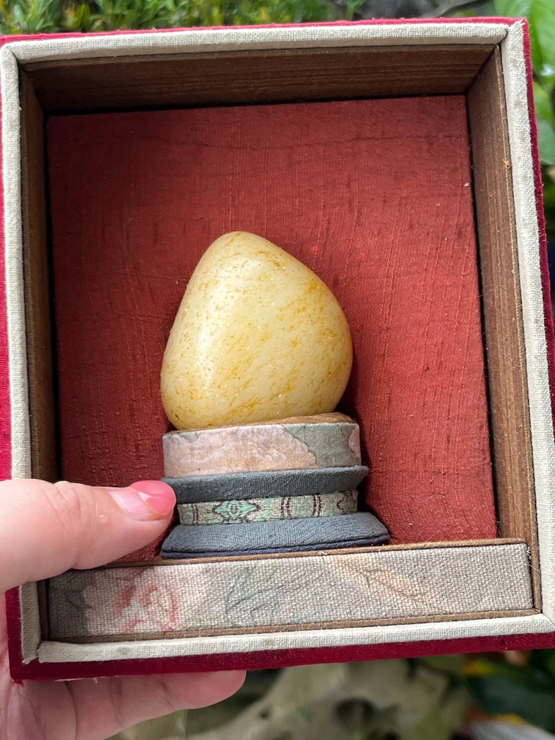 【底价已开价,不议价】190克和田玉洒金皮摆件图文026