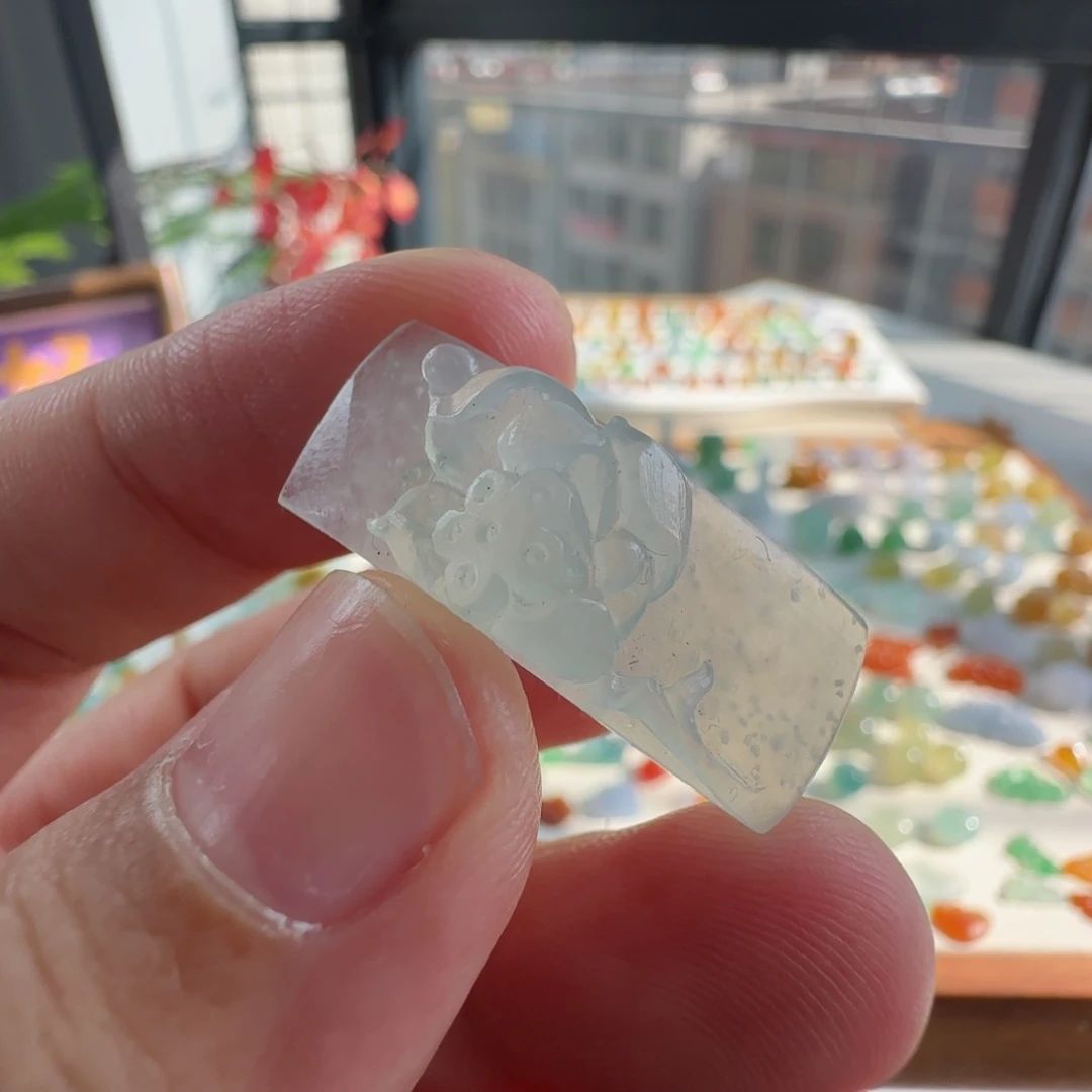 未镶嵌定制翡翠定制翡翠毛货不退不换