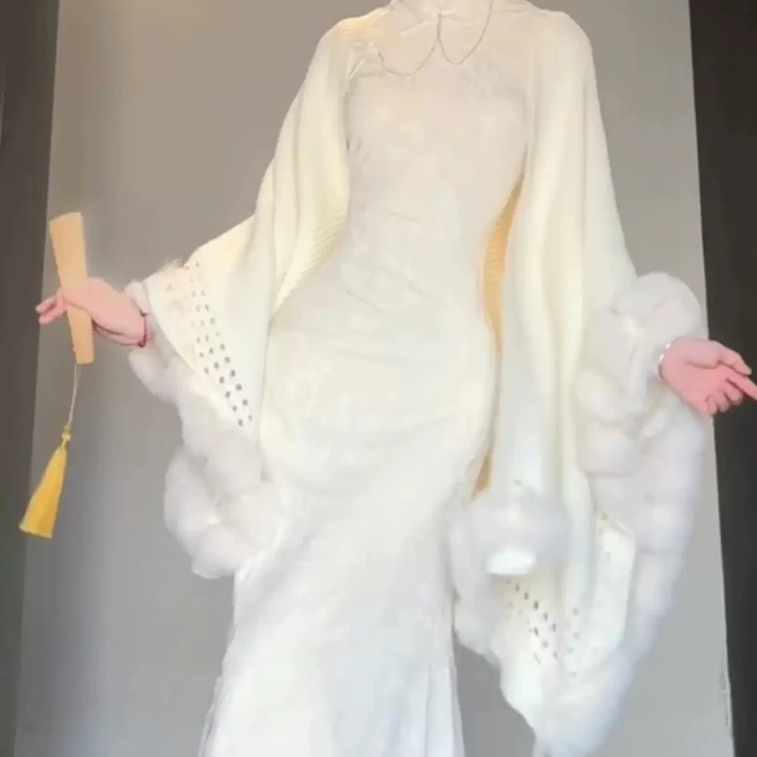 慵懒麻花针织环保毛毛球披肩外套秋冬2025新款斗篷披肩毛衣外套女