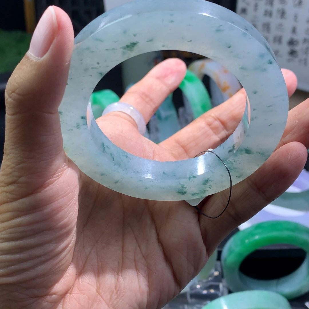 定制翡翠翡翠手镯未镶嵌