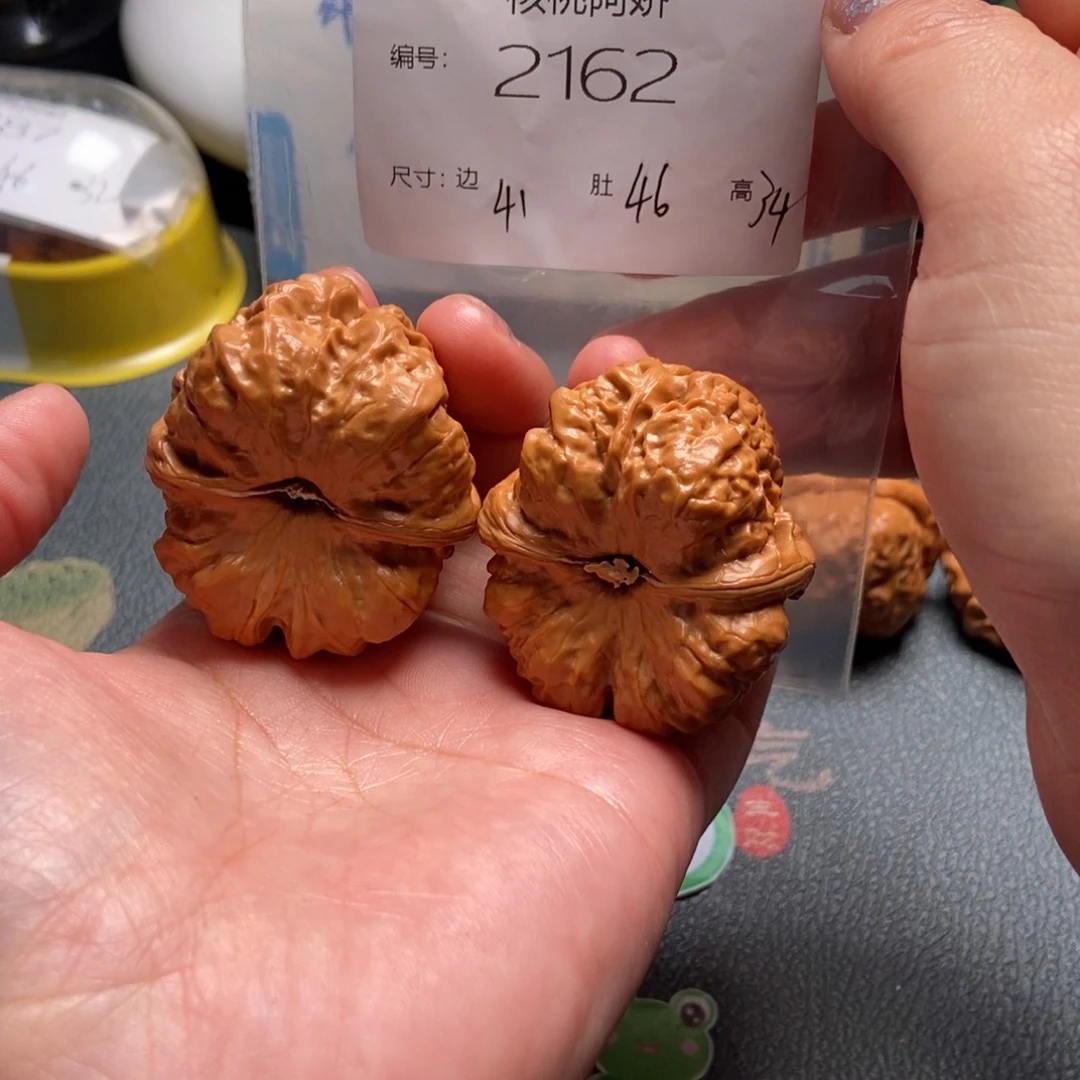 文玩核桃吊坠蛤蟆